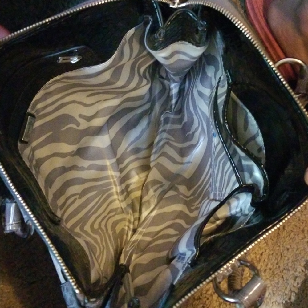 Purse - Picture 3 of 5